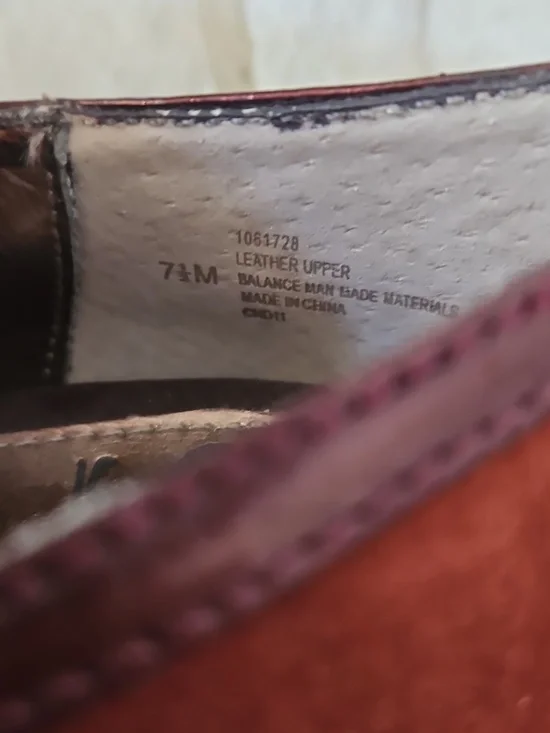 Sofft Burgundy Suede Mary Jane Heels Buckle Strap Pumps Vintage Style 7.5 - Picture 4 of 13